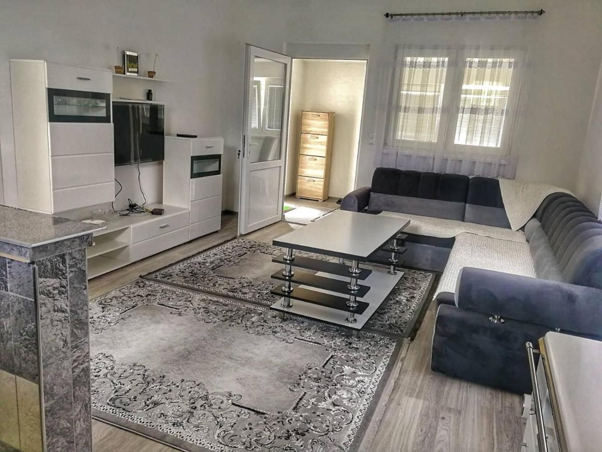 Apartman Visoko-Oaza Mira Exterior photo